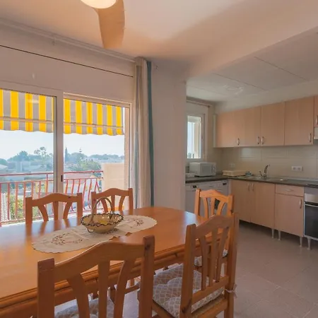 Unter Den Linden Apartment